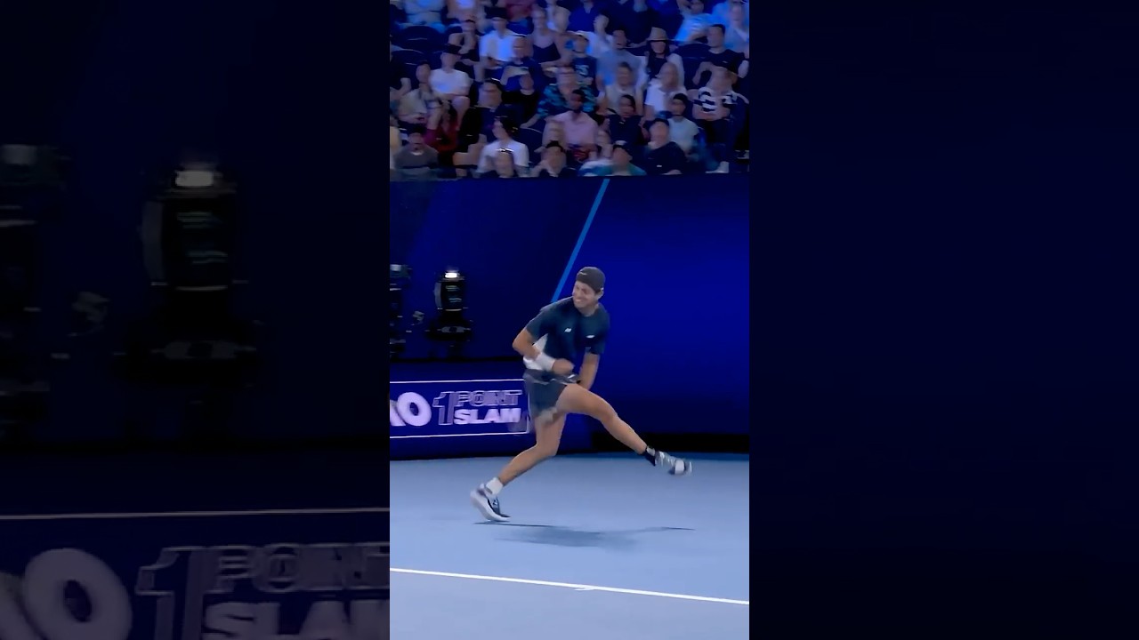 partecipa al torneo one point slam di tennis s+: una sfida emozionante tra amatori e campioni. vivi l'adrenalina del match e mostra il tuo talento sul campo!