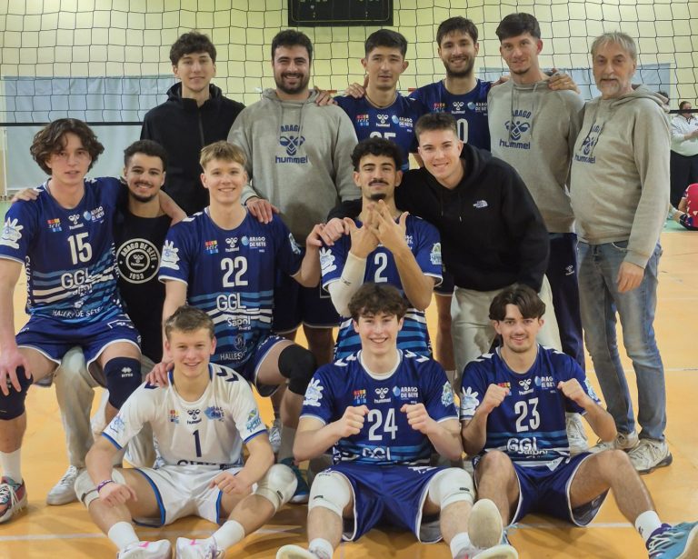 volley: gli under 18 dell'arago sète avanzano con successo nel challenge de france, dimostrando talento e determinazione nelle competizioni giovanili.